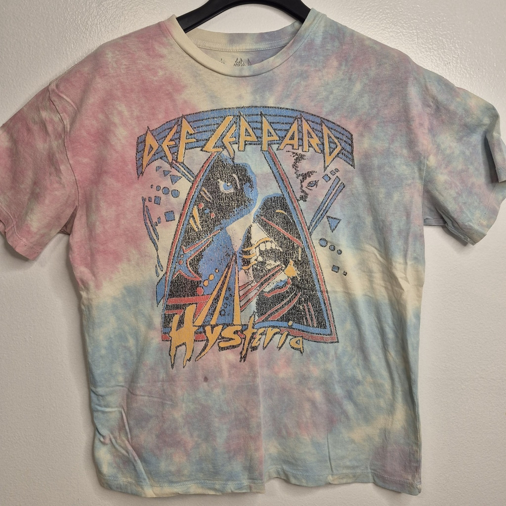Def Leppard Shirt Hysteria Short Sleeve Crew Neck Concert Shirt Band Tee Large